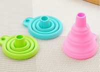 1 Pcs Mini Silicone Gel Foldable Collapsible Style Funnel Hopper Kitchen Cooking Tools