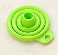 1 Pcs Mini Silicone Gel Foldable Collapsible Style Funnel Hopper Kitchen Cooking Tools